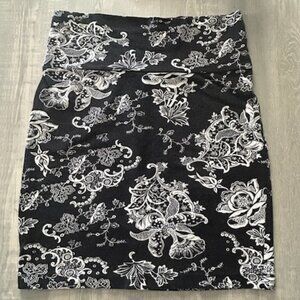 Charlotte Russe - Mini Skirt, Size M